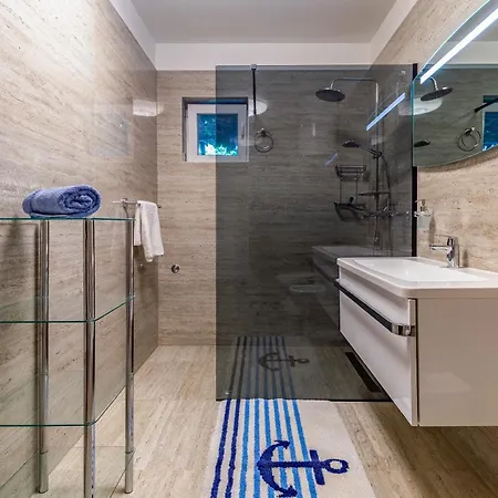 Desire Villa